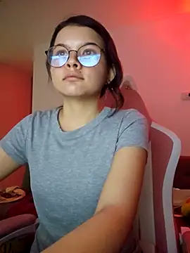 azumiichan online show from November 2025 12:21:02 AM