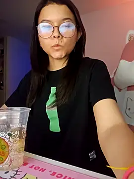 azumiichan online show from November 2025 12:11:02 AM