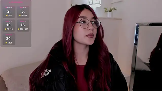 Snapshot of Im_mave chatting on February 2025 01:53:02 PM Im mave online show from February 2025 01:53:02 PM