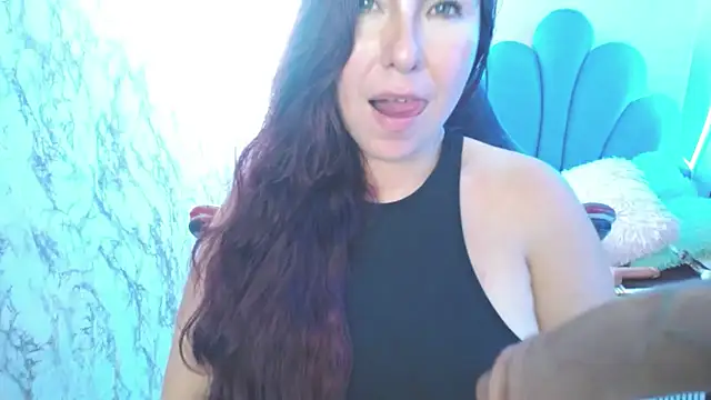 evelyn mature19 online show from March 2025 10:15:02 PM