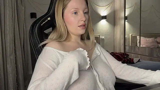 x ivy x online show from January 2025 03:49:02 PM