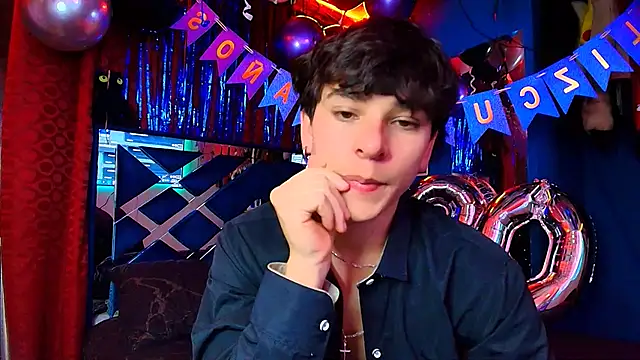 Luke Howland online show from November 2025 01:06:01 AM