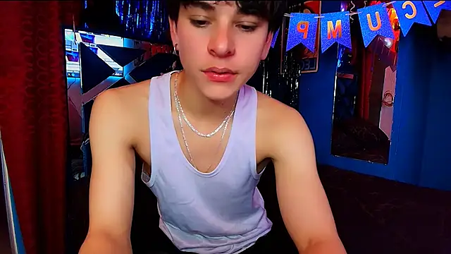 Luke Howland online show from November 2025 11:58:01 PM