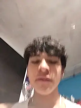 Luke Howland online show from November 2025 01:18:01 AM