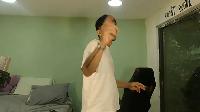 danielitopapuu online show from January 2026 10:11:02 PM