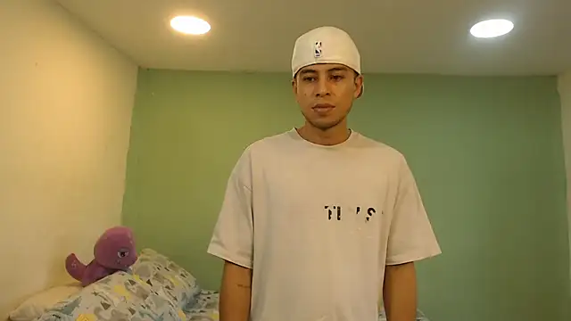danielitopapuu online show from June 2026 04:05:01 PM