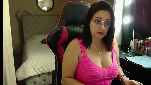 Carol Scottt online show from January 2026 12:47:02 AM