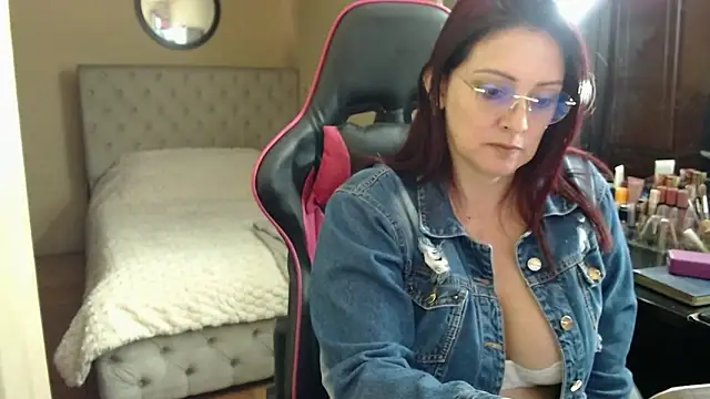 Snapshot of Carol_Scottt chatting on June 2026 04:44:01 PM Carol Scottt online show from June 2026 04:44:01 PM