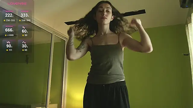 Snapshot of sadetuiningaa chatting on September 2025 01:06:02 AM sadetuiningaa online show from September 2025 01:06:02 AM