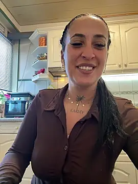 CarolaDrago online show from April 2026 08:04:01 AM