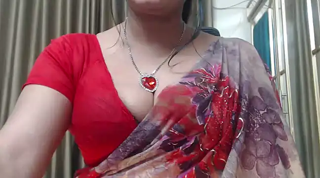Snapshot of desi-maisa130 chatting on January 2025 03:34:02 PM desi-maisa130 online show from January 2025 03:34:02 PM