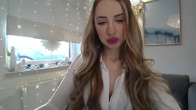 JulietteDiamond online show from December 2025 07:24:01 AM