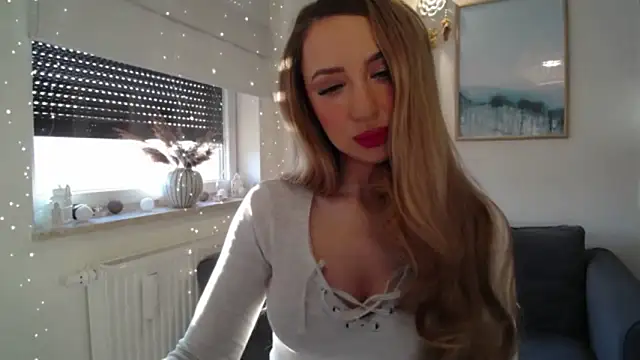 JulietteDiamond online show from February 2026 07:18:01 AM