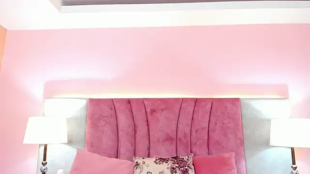 SophiaLaurens online show from January 2025 09:36:02 AM