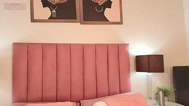 Snapshot of celine_golden1 chatting on October 2025 11:51:02 PM celine golden1 online show from October 2025 11:51:02 PM