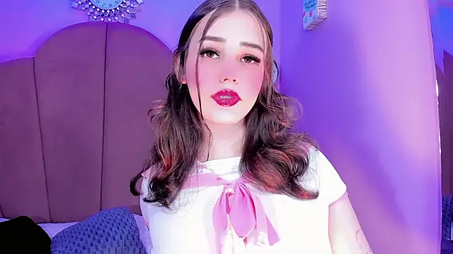 ValeriaAguilar online show from November 2025 09:08:01 PM