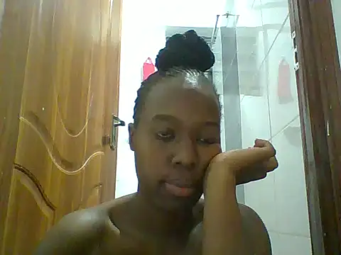Oliviia  online show from October 2025 08:19:01 PM