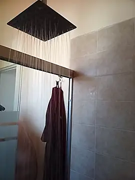 Zordomud0 online show from February 2026 08:20:01 PM