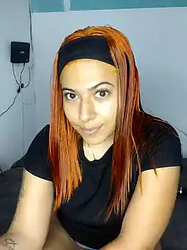 Snapshot of caro_sweett chatting on January 2025 04:08:01 PM caro sweett online show from January 2025 04:08:01 PM