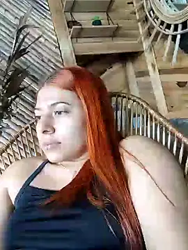 Snapshot of caro_sweett chatting on February 2025 08:05:01 PM caro sweett online show from February 2025 08:05:01 PM