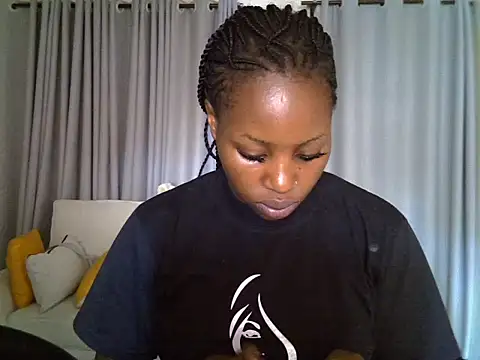 Queen loveer online show from March 2026 11:04:01 AM