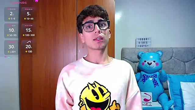 OwenBluee online show from January 2025 03:23:02 AM