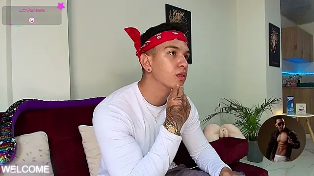 Taylor John online show from September 2025 09:47:02 PM