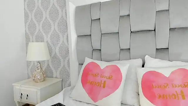 Kimberlin Cam  online show from February 2026 07:34:02 PM