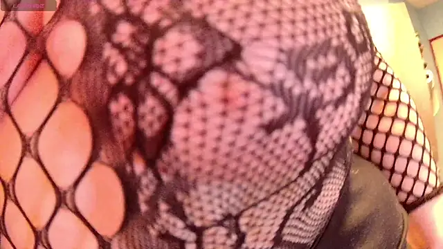 Endrocleia online show from April 2026 02:51:02 AM