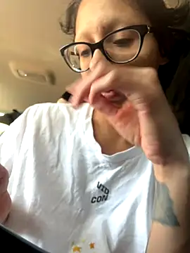 myloveforyouu online show from September 2025 11:21:01 PM