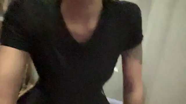 myloveforyouu online show from February 2026 06:04:02 PM