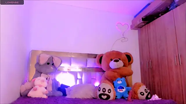 Lucidollts  online show from February 2025 05:43:02 PM