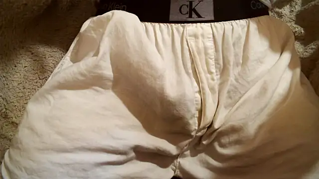 Snapshot of KoyuHanara chatting on November 2025 03:33:02 PM KoyuHanara online show from November 2025 03:33:02 PM