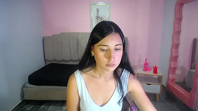 lizzyluk ch online show from October 2025 04:42:01 PM