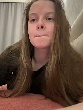 wrenlie online show from December 2025 05:42:02 PM