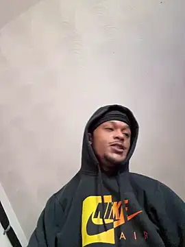 Snapshot of rayyymack chatting on March 2026 01:40:02 PM rayyymack online show from March 2026 01:40:02 PM