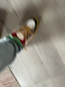 Snapshot of rayyymack chatting on March 2026 01:04:02 PM rayyymack online show from March 2026 01:04:02 PM