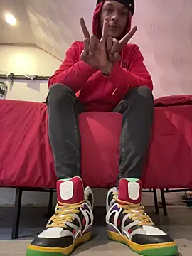 Snapshot of rayyymack chatting on March 2026 01:26:02 PM rayyymack online show from March 2026 01:26:02 PM