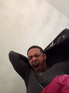 Snapshot of rayyymack chatting on March 2026 11:49:01 AM rayyymack online show from March 2026 11:49:01 AM