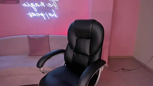 MariaHerrera  online show from July 2026 11:46:02 PM