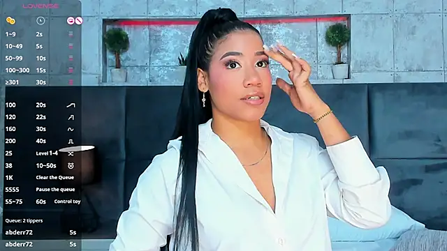 Salome Diaz  online show from February 2025 10:36:02 PM