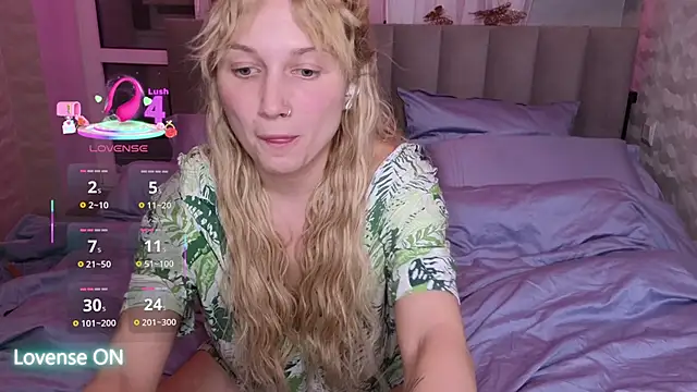 Snapshot of GoodGirl0024 chatting on February 2025 08:19:02 PM GoodGirl0024 online show from February 2025 08:19:02 PM