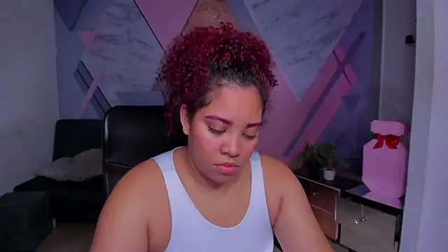 AngelaCoffee online show from November 2025 10:25:02 AM