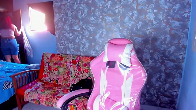 AngelaCoffee online show from December 2025 09:34:02 PM