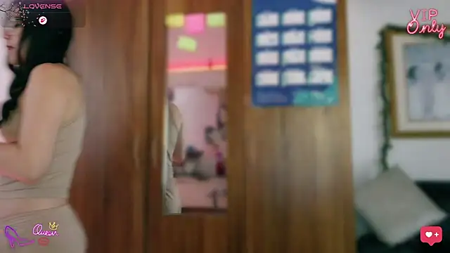 LauGrayJ online show from March 2026 04:52:01 PM