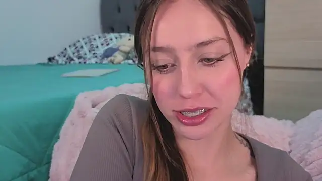 Snapshot of SofiaGc chatting on May 2026 03:46:02 AM SofiaGc online show from May 2026 03:46:02 AM