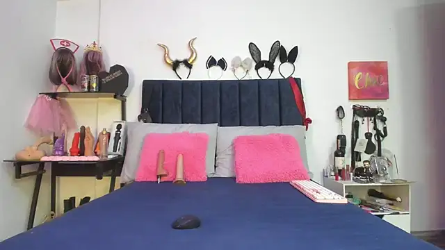 emmily giraldo online show from June 2026 01:34:01 PM