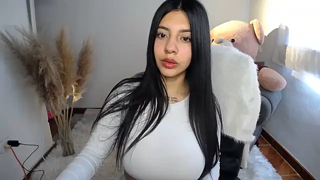 Alin Aly online show from December 2025 03:29:01 PM