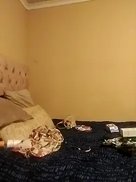 XXXGIANTBOOBS online show from October 2025 02:09:01 AM