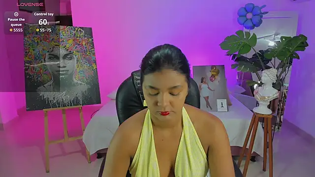 JANYLOVE   online show from July 2026 10:44:02 AM